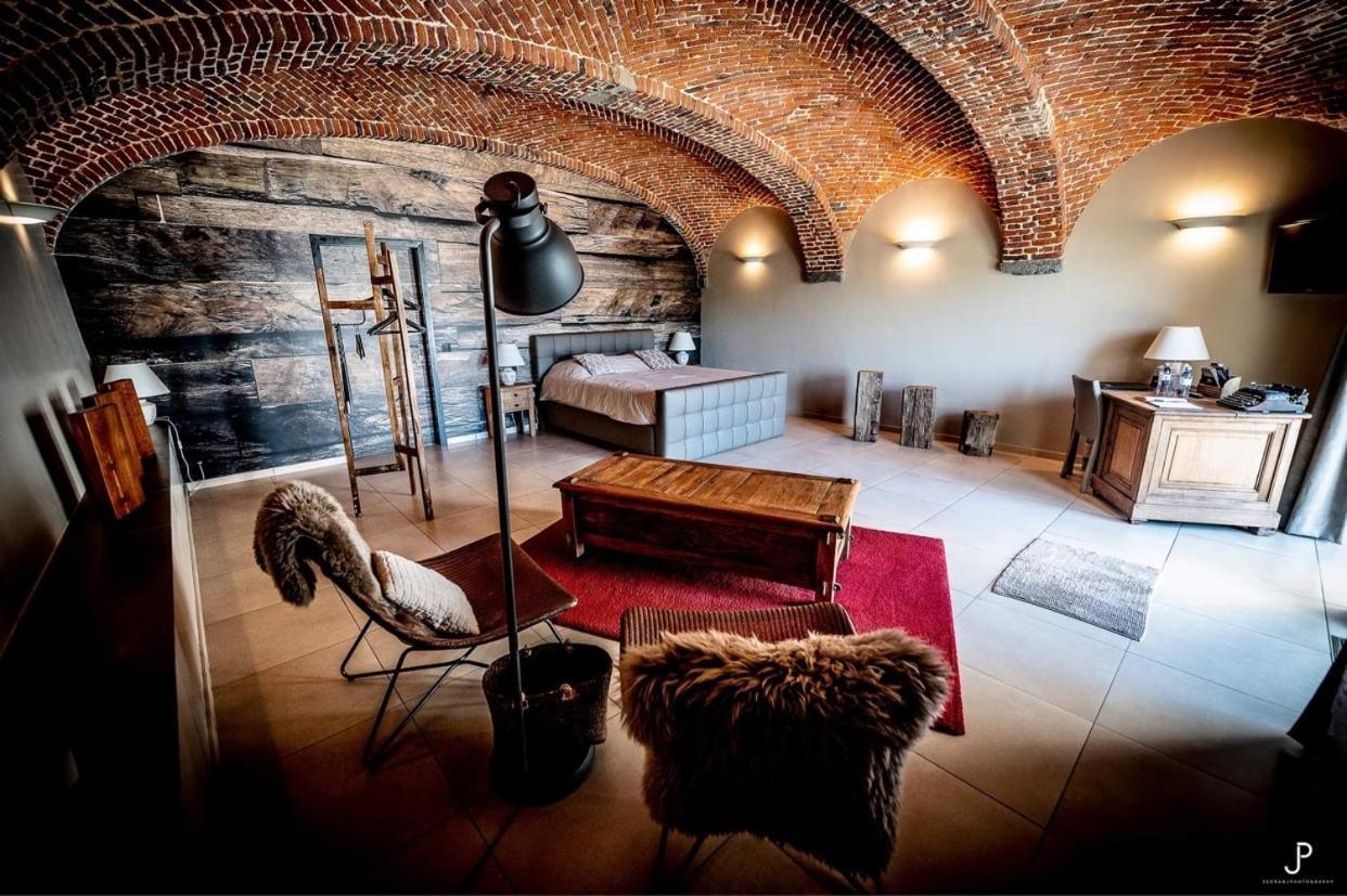 La Belle Etable Bed & Breakfast ดีน็อง ภายนอก รูปภาพ