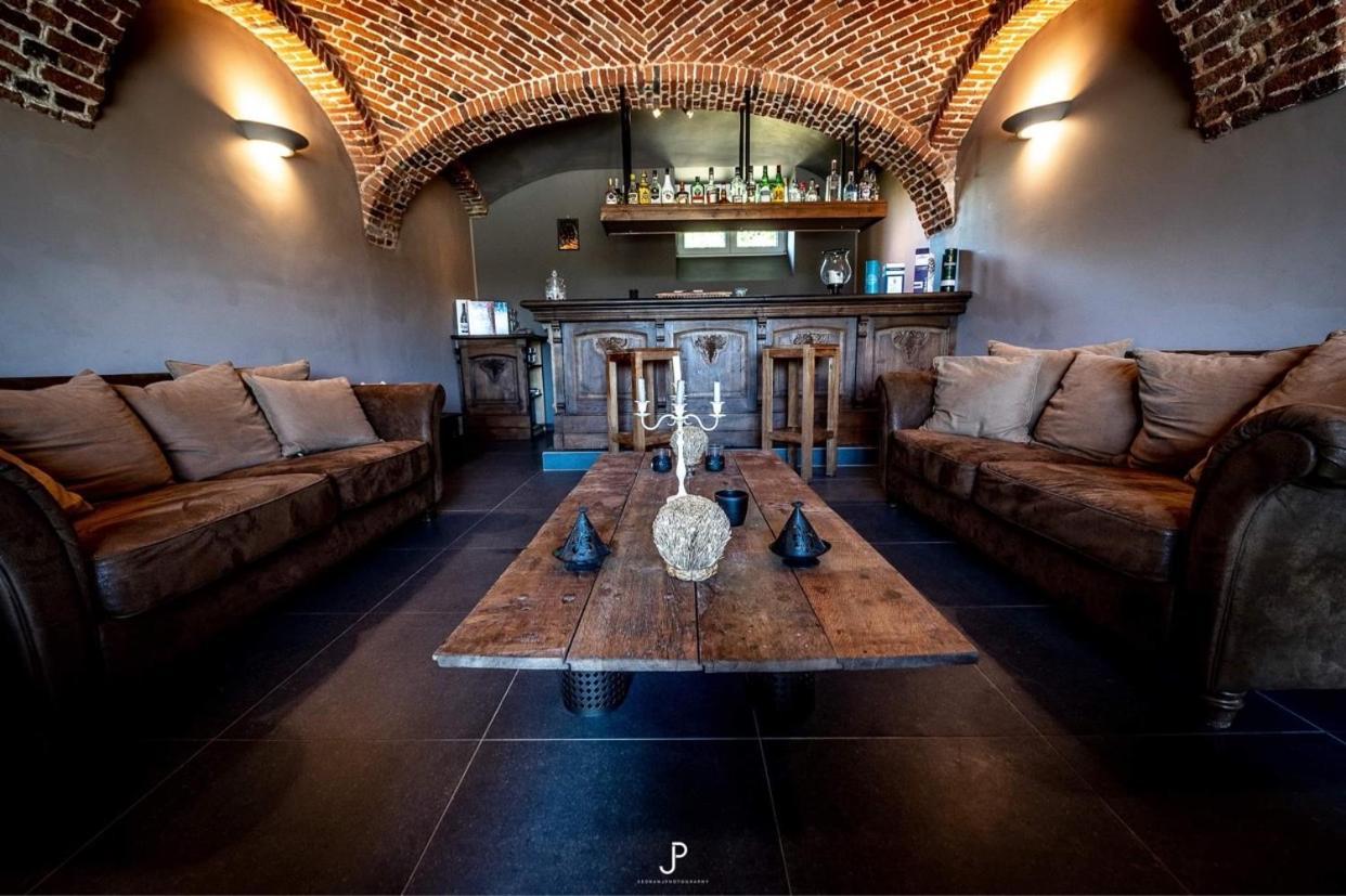 La Belle Etable Bed & Breakfast ดีน็อง ภายนอก รูปภาพ