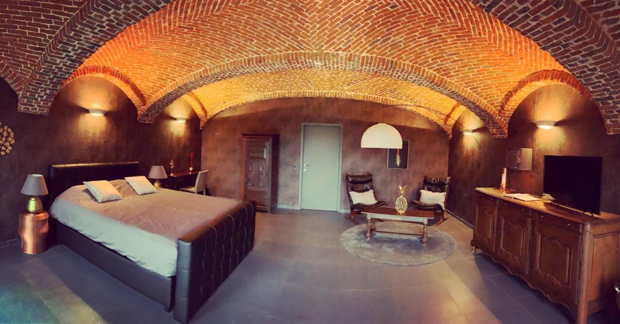 La Belle Etable Bed & Breakfast ดีน็อง ภายนอก รูปภาพ
